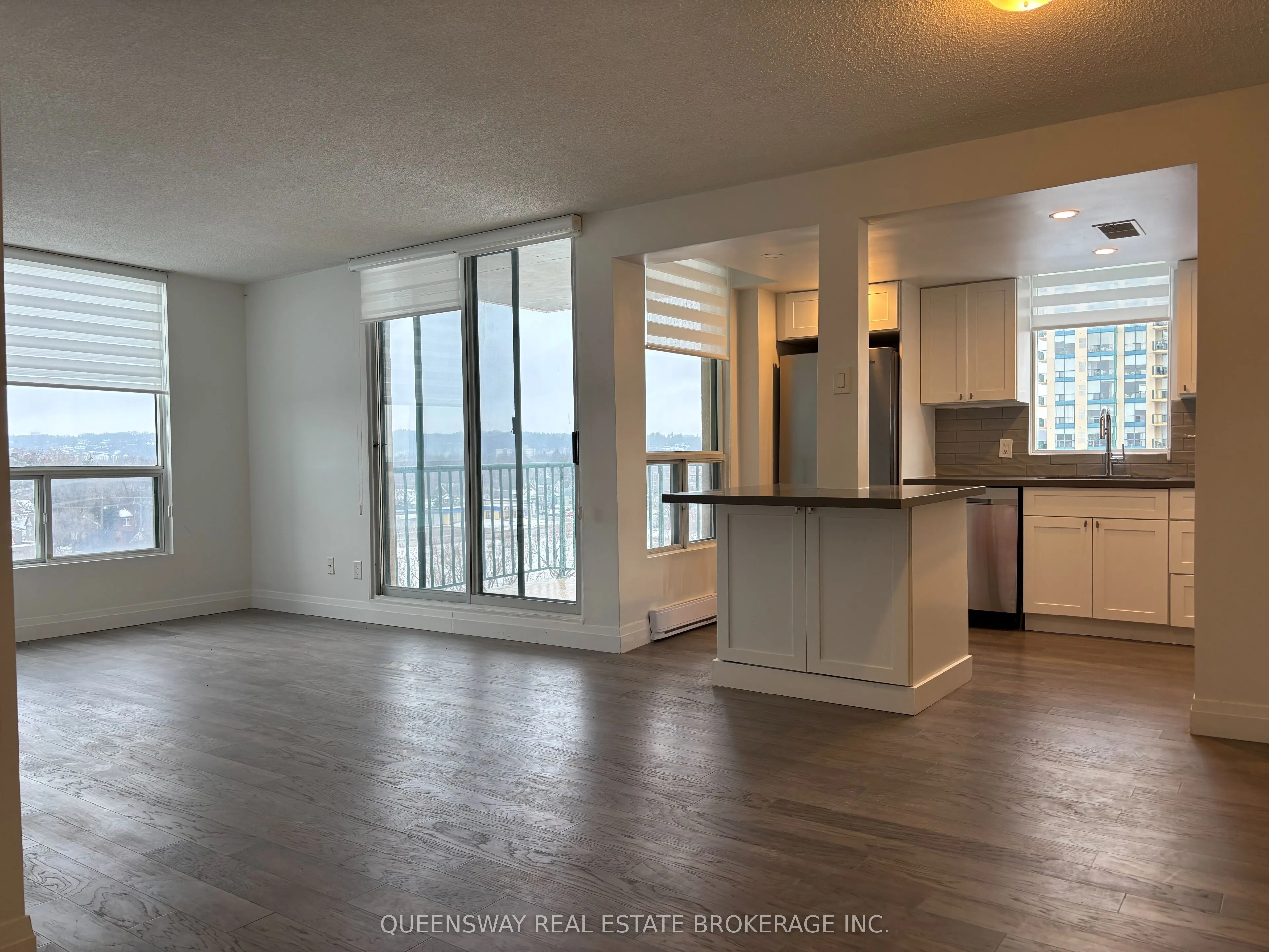 75 Ellen Street, #904