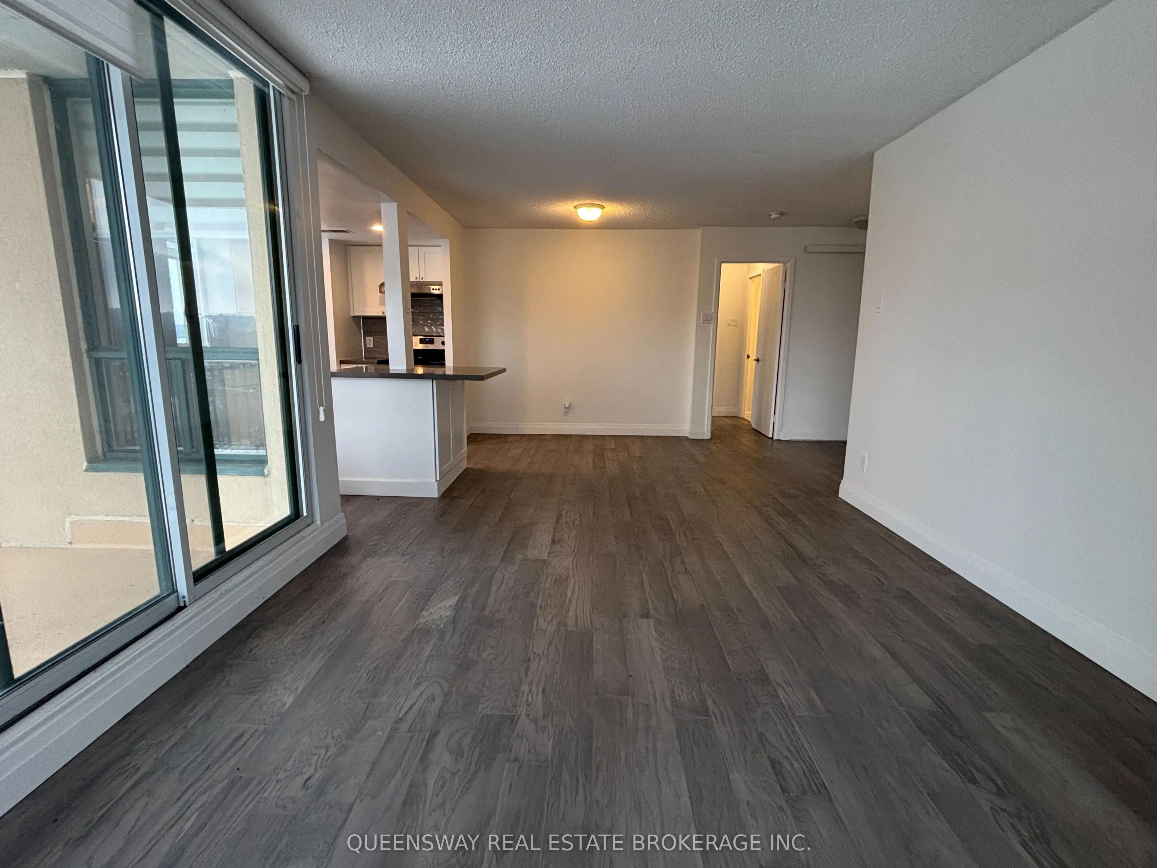 75 Ellen Street, #904