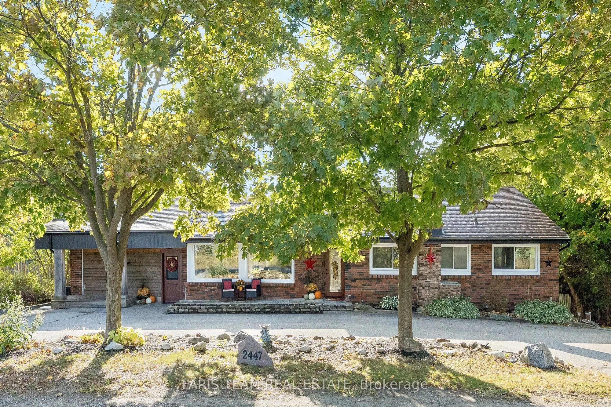 2447 Ridge Road W