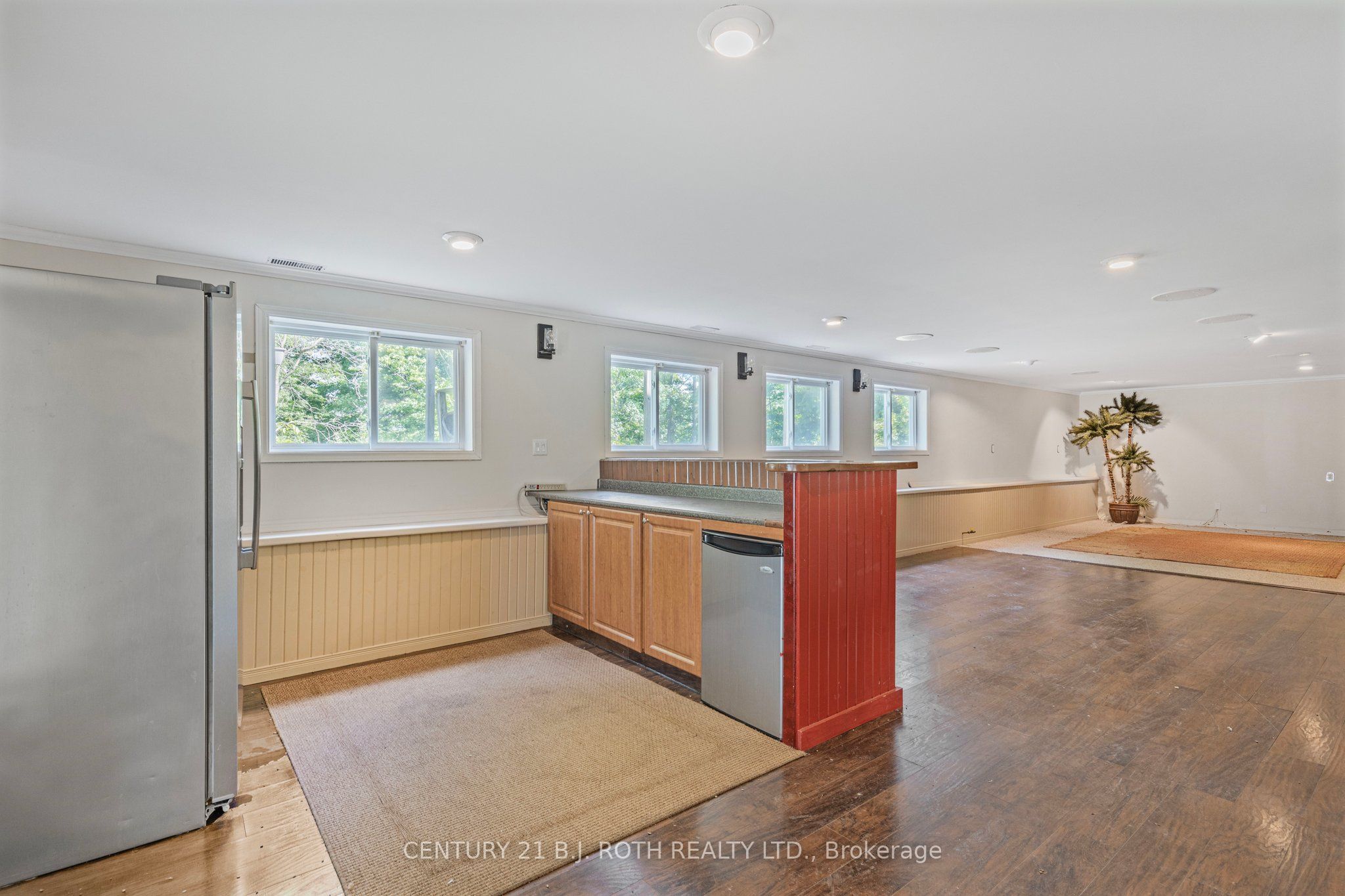 4201 Huronia Road