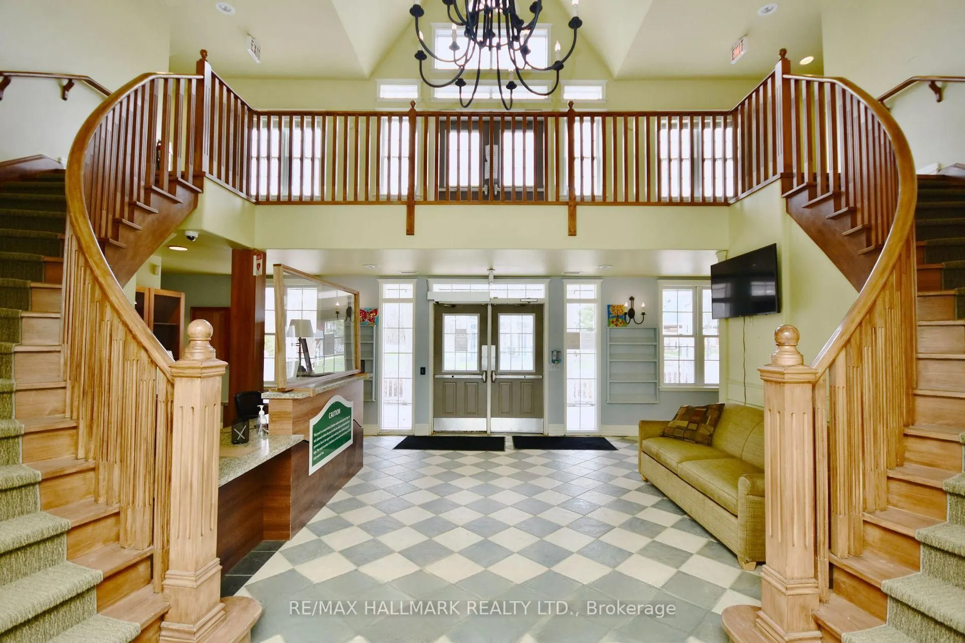 90 Highland Drive #2014/15