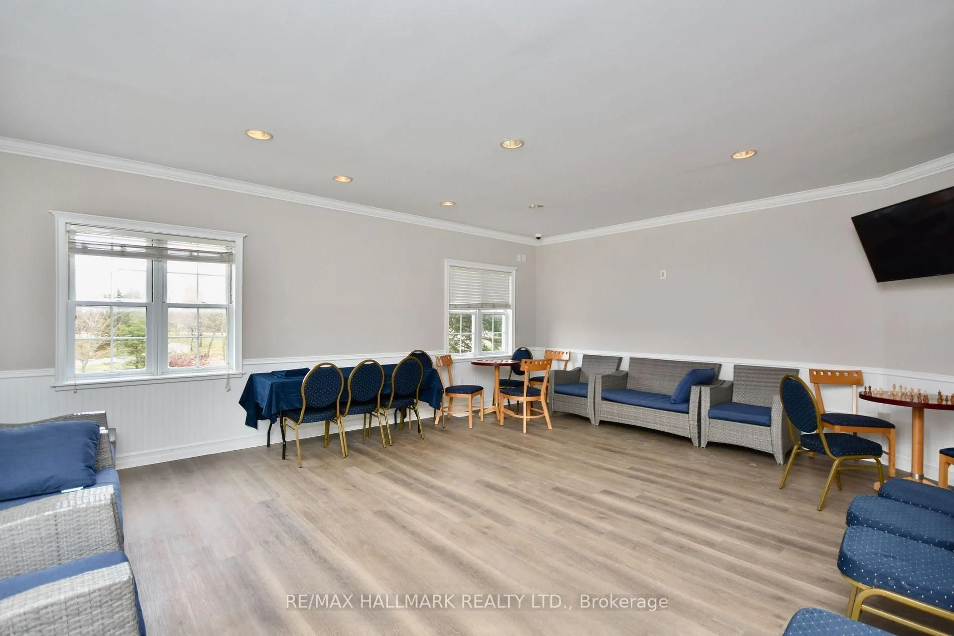 90 Highland Drive #2014/15