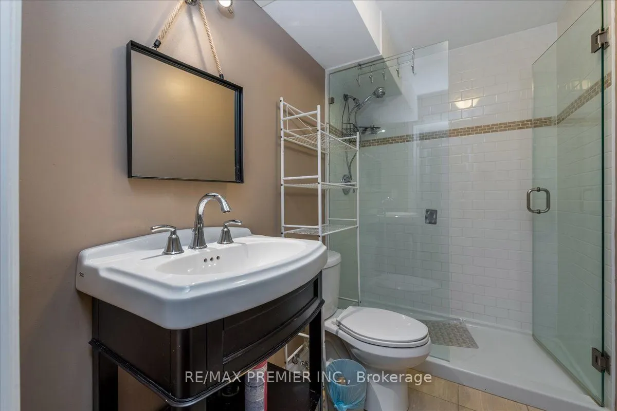 75 Prince William Way #6