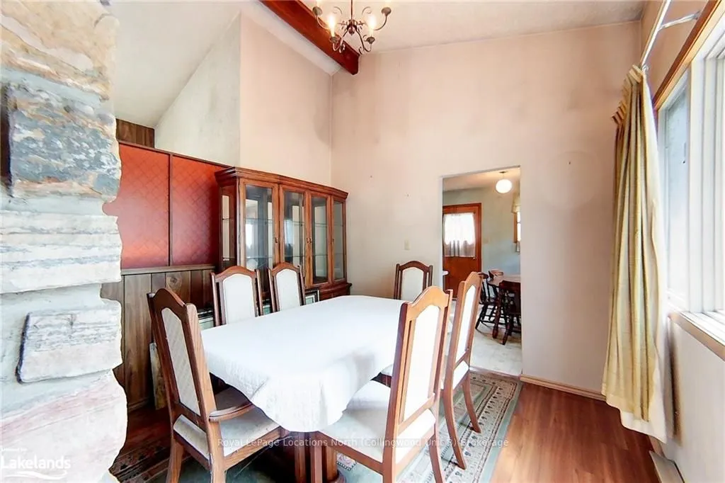 828 OXBOW PARK Drive