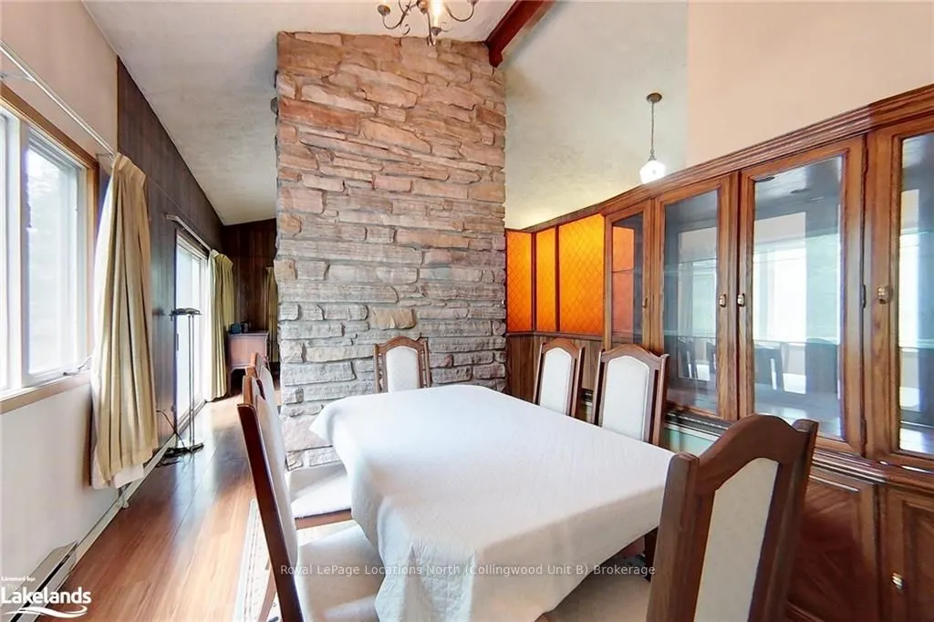 828 OXBOW PARK Drive