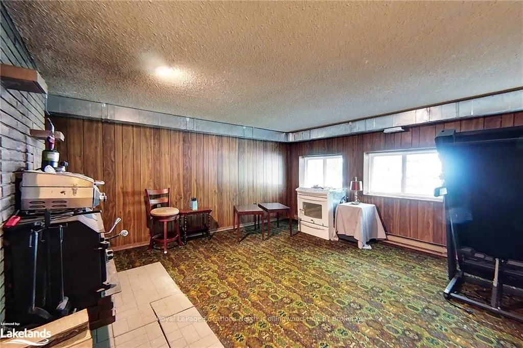 828 OXBOW PARK Drive