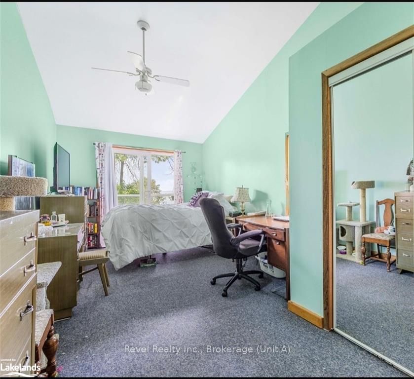 64 WAHNEKEWENING Drive