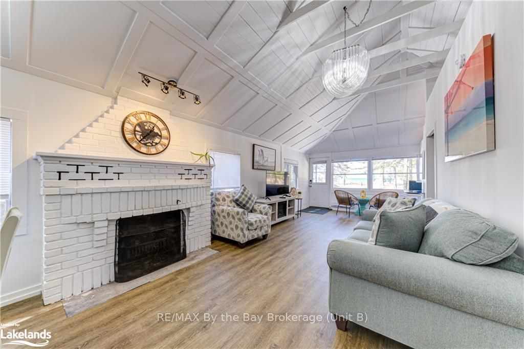 278 COASTLINE Drive
