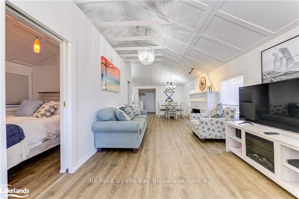 278 COASTLINE Drive