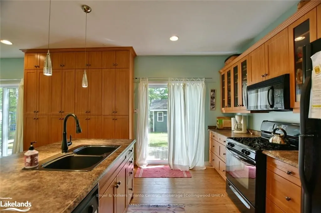 21 47TH Street N