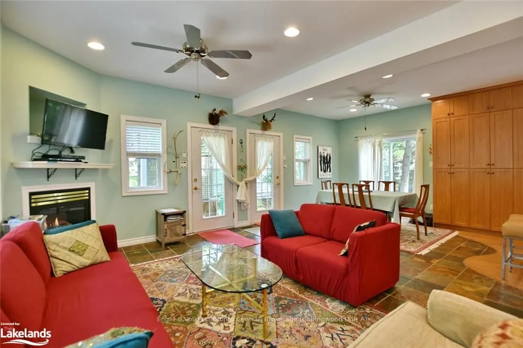 21 47TH Street N