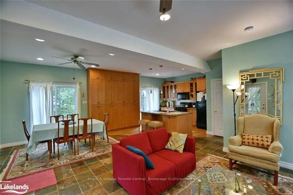 21 47TH Street N