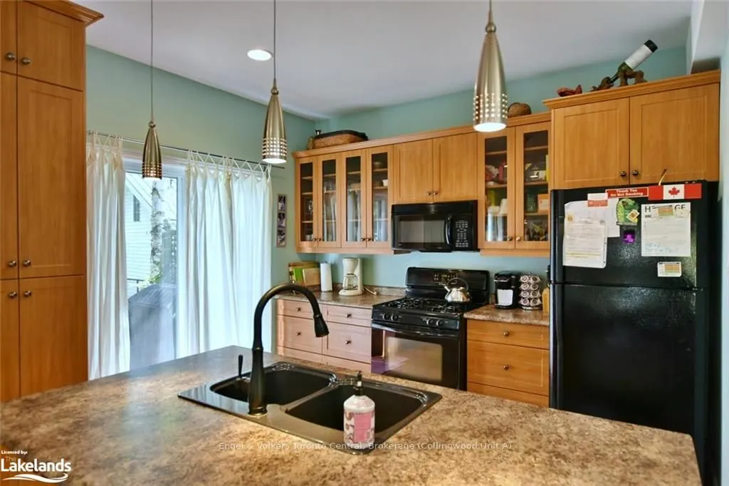 21 47TH Street N