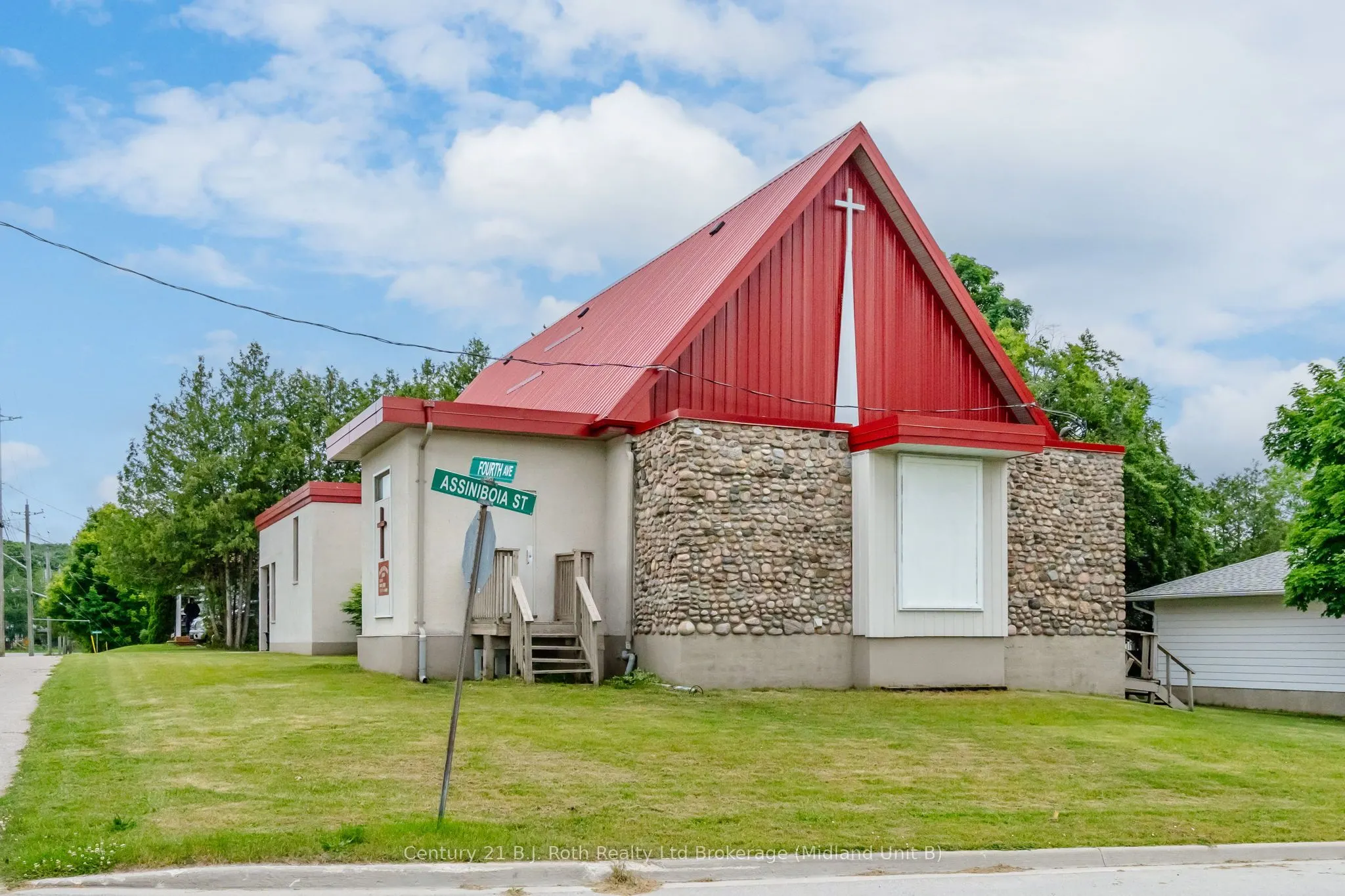 396 ASSINIBOIA Street