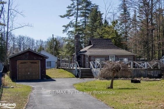 125 RIVER Road E