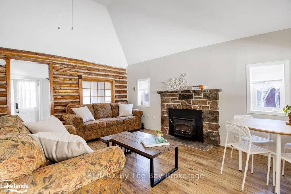 125 RIVER Road E