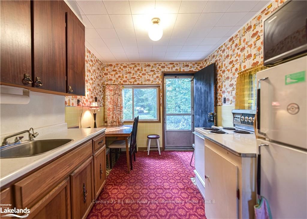 6571 PIONEER VILLAGE Lane