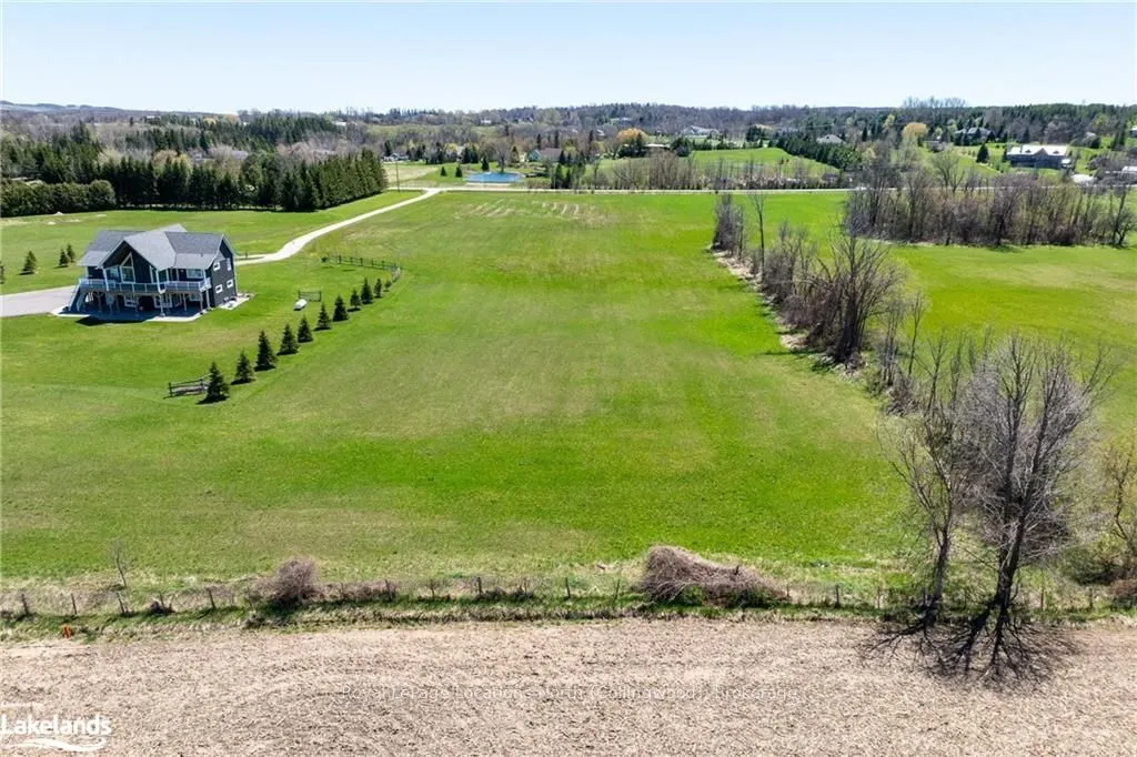 22 SYDENHAM Trail W