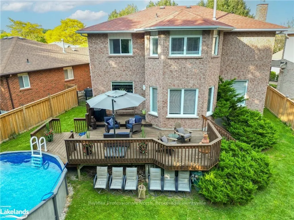 5 MCCUTCHEON Court
