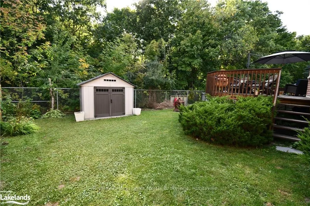 5 MCCUTCHEON Court