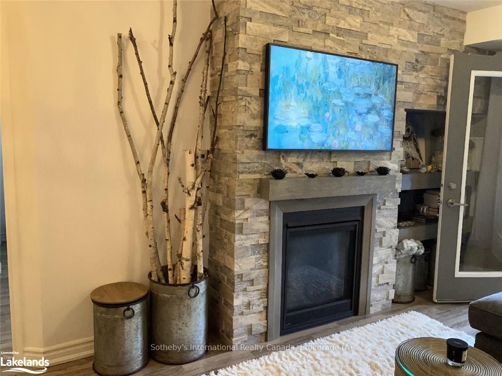 7 ANCHORAGE Crescent #104
