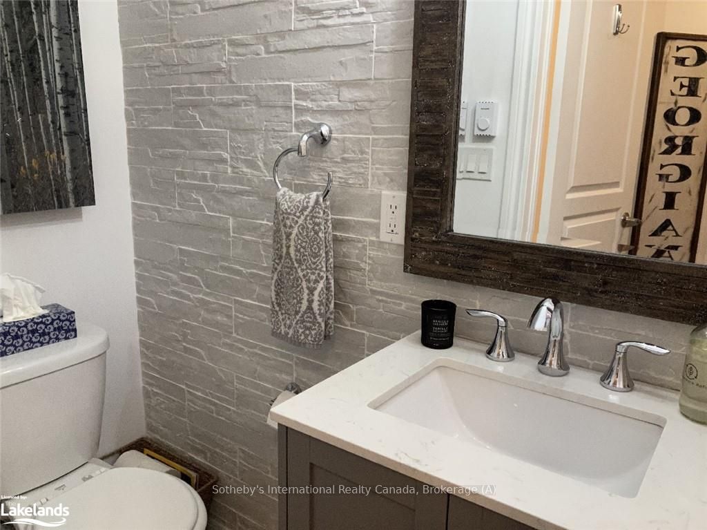 7 ANCHORAGE Crescent #104