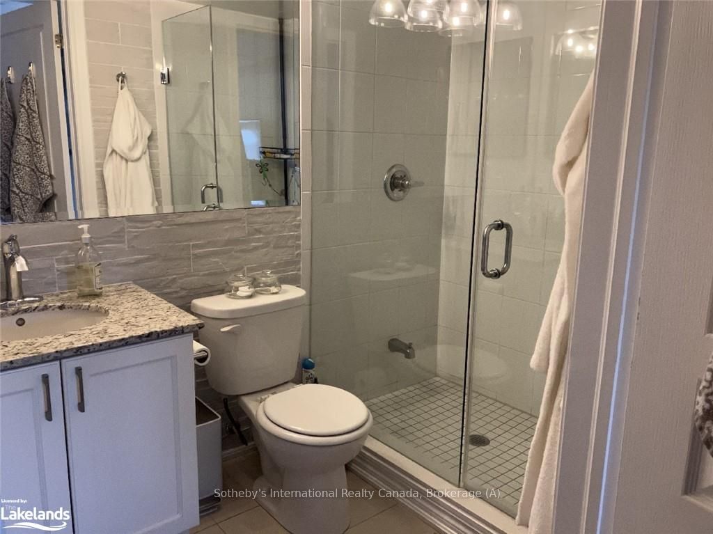 7 ANCHORAGE Crescent #104