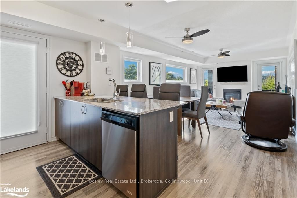4 ANCHORAGE Crescent #101