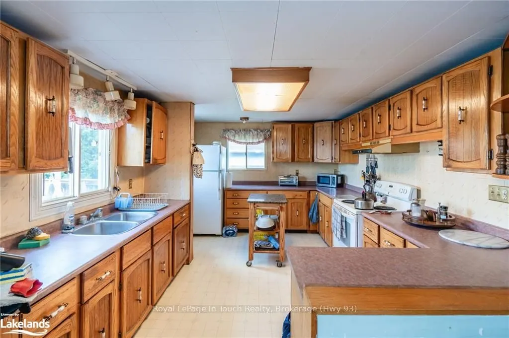 3338 COX Drive