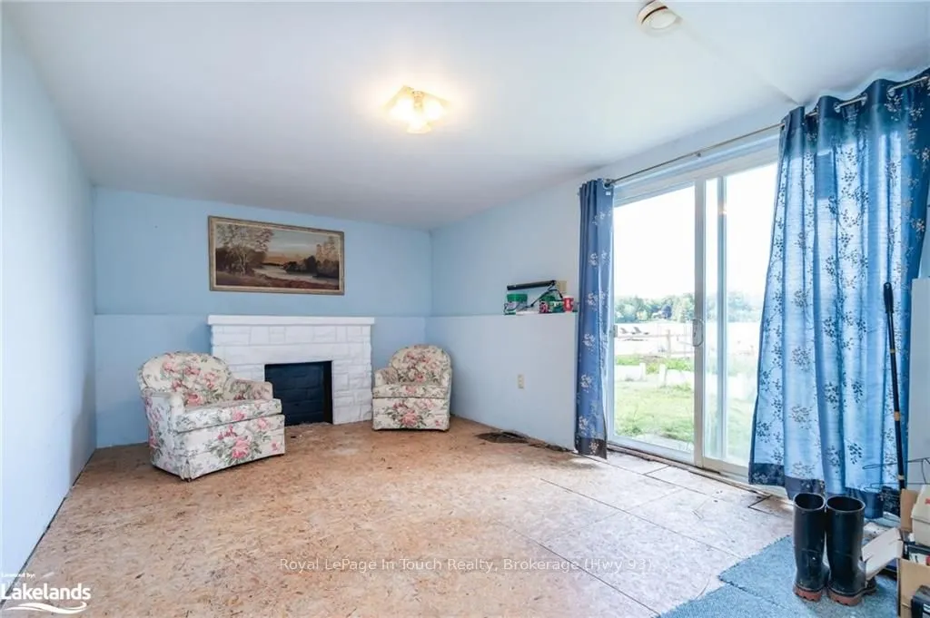 3338 COX Drive