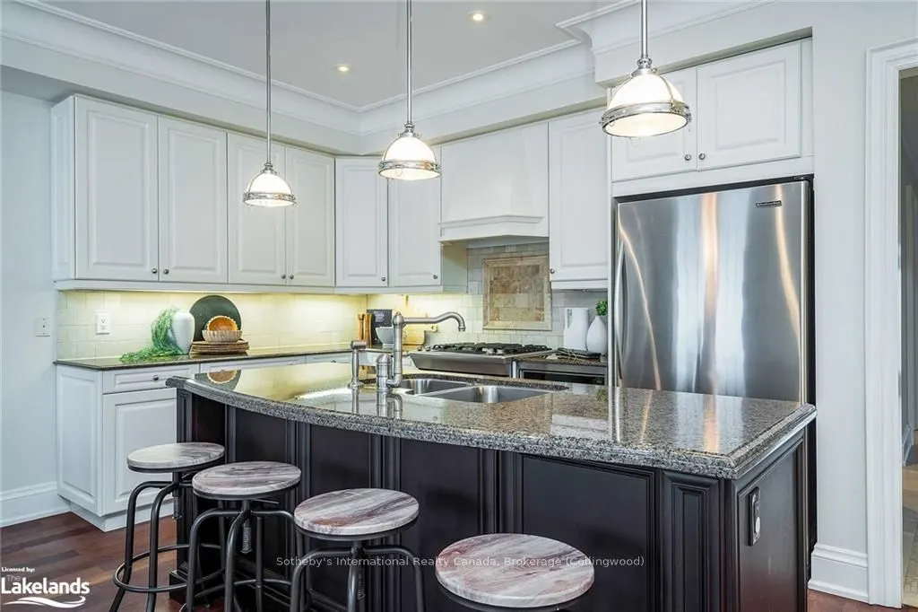40 TROTT Boulevard, #504
