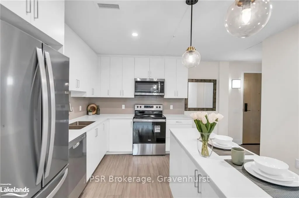 121 MARY Street, #309