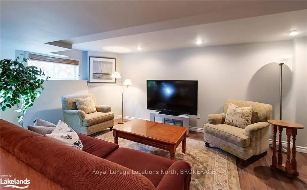 9 VALLEYMEDE Court #34