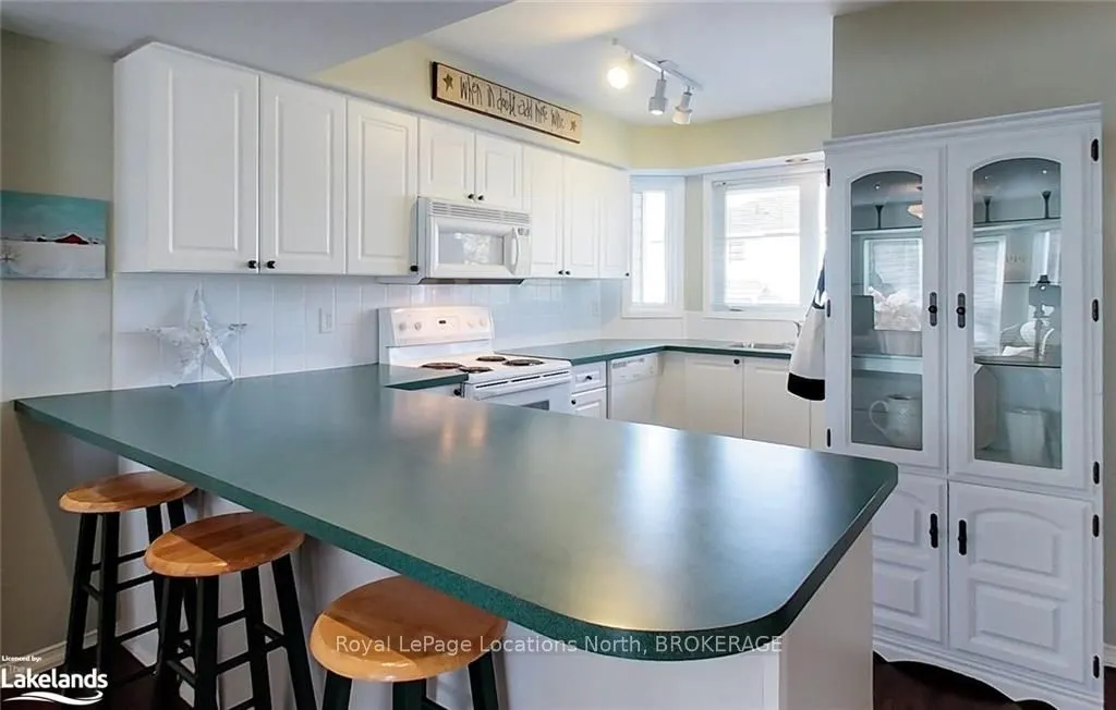 9 VALLEYMEDE Court #34