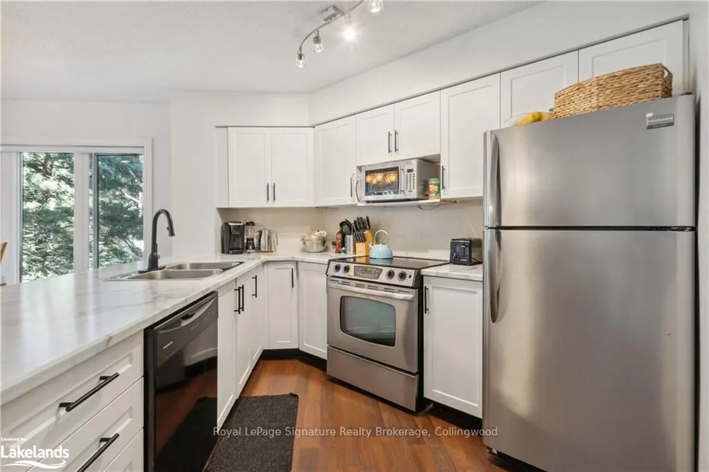 18 RAMBLINGS Way, #97