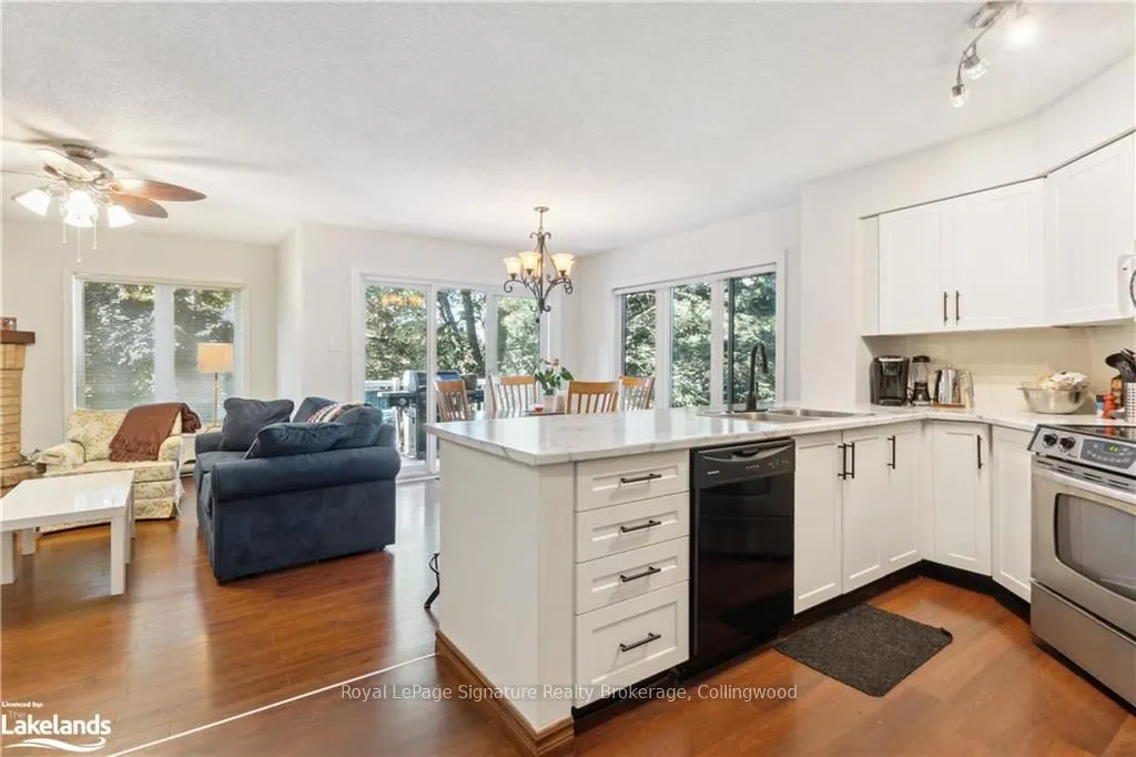 18 RAMBLINGS Way, #97