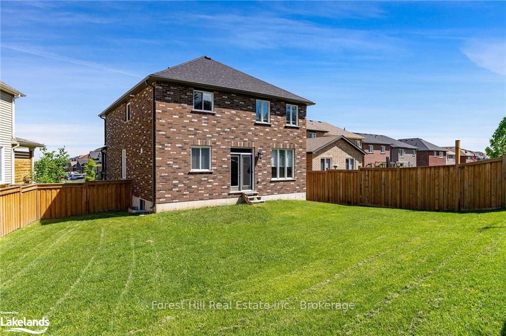 89 LOCKERBIE Crescent