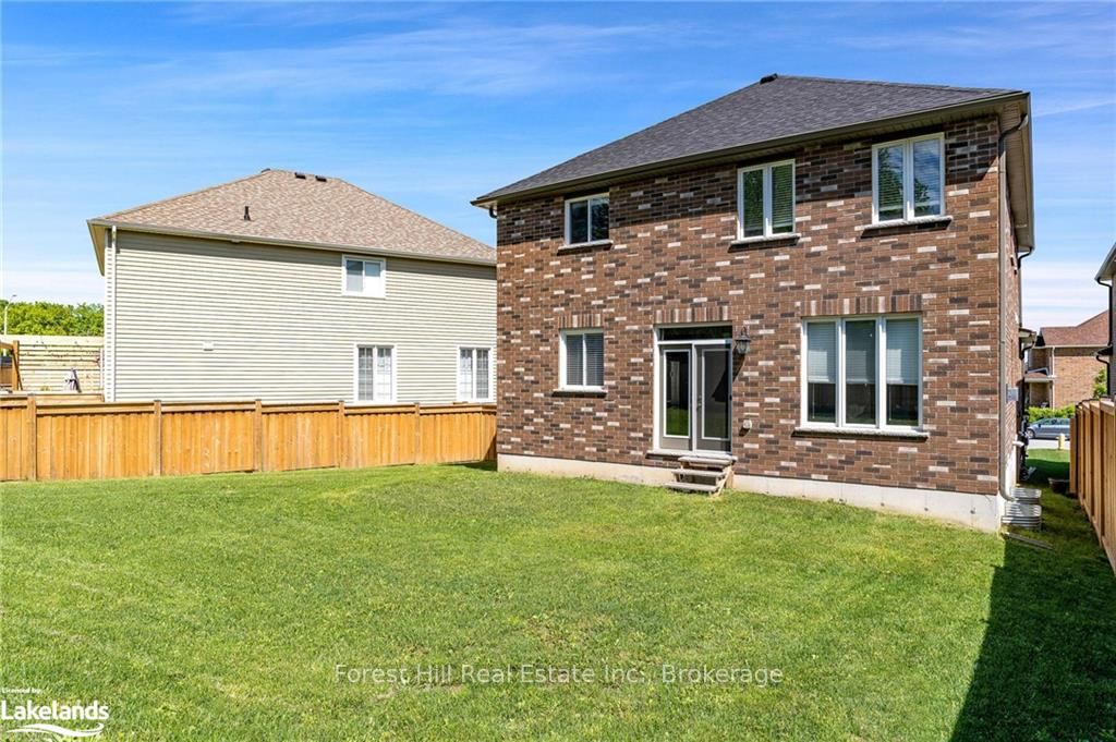 89 LOCKERBIE Crescent