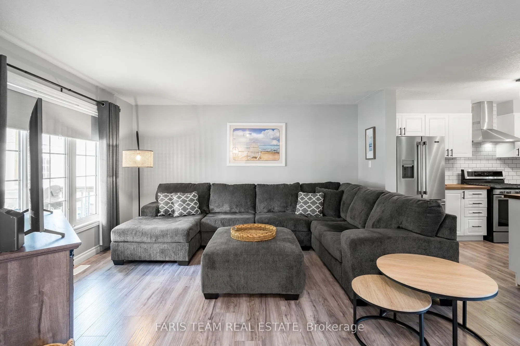 10 Clarence Avenue