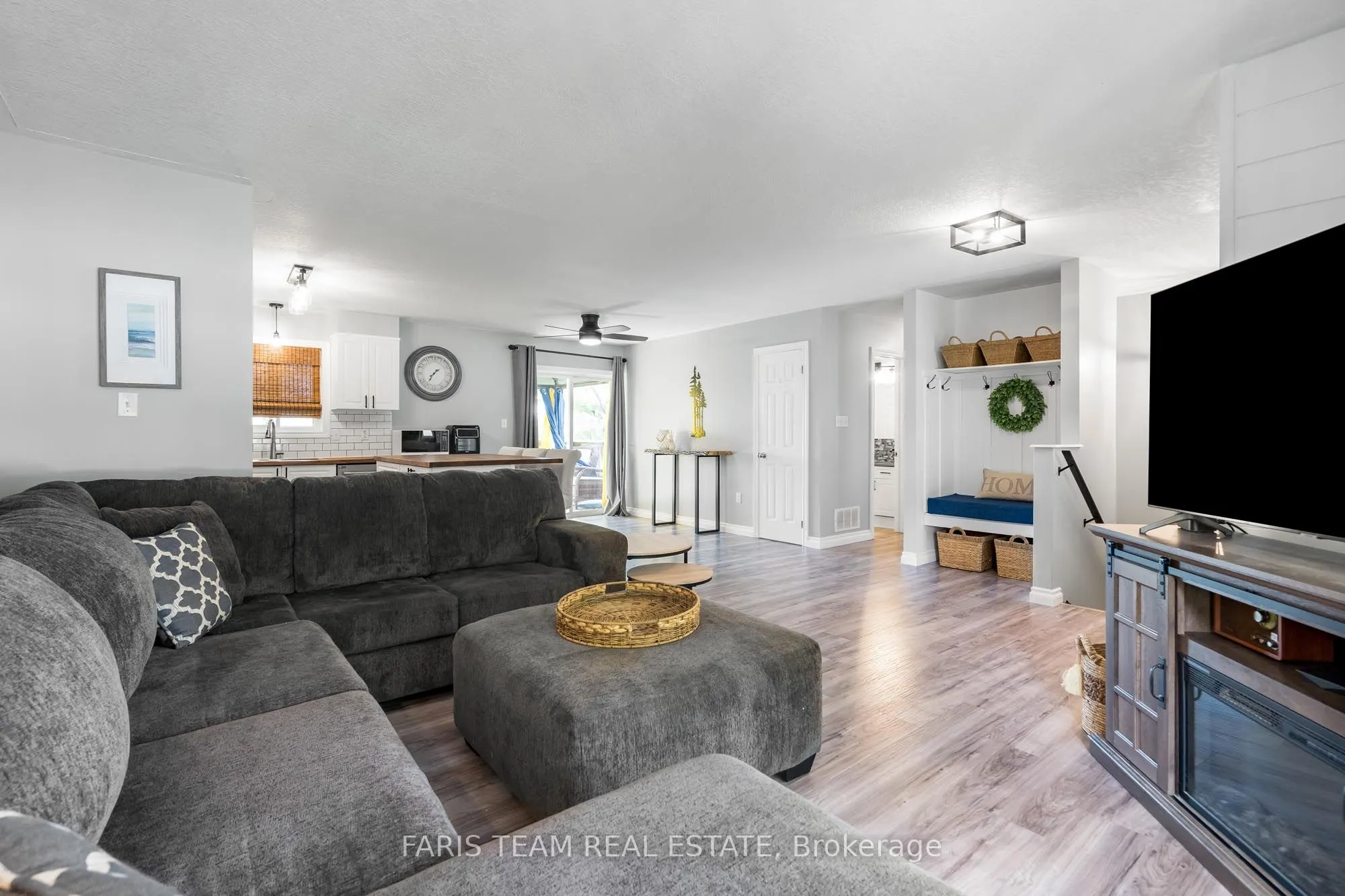 10 Clarence Avenue