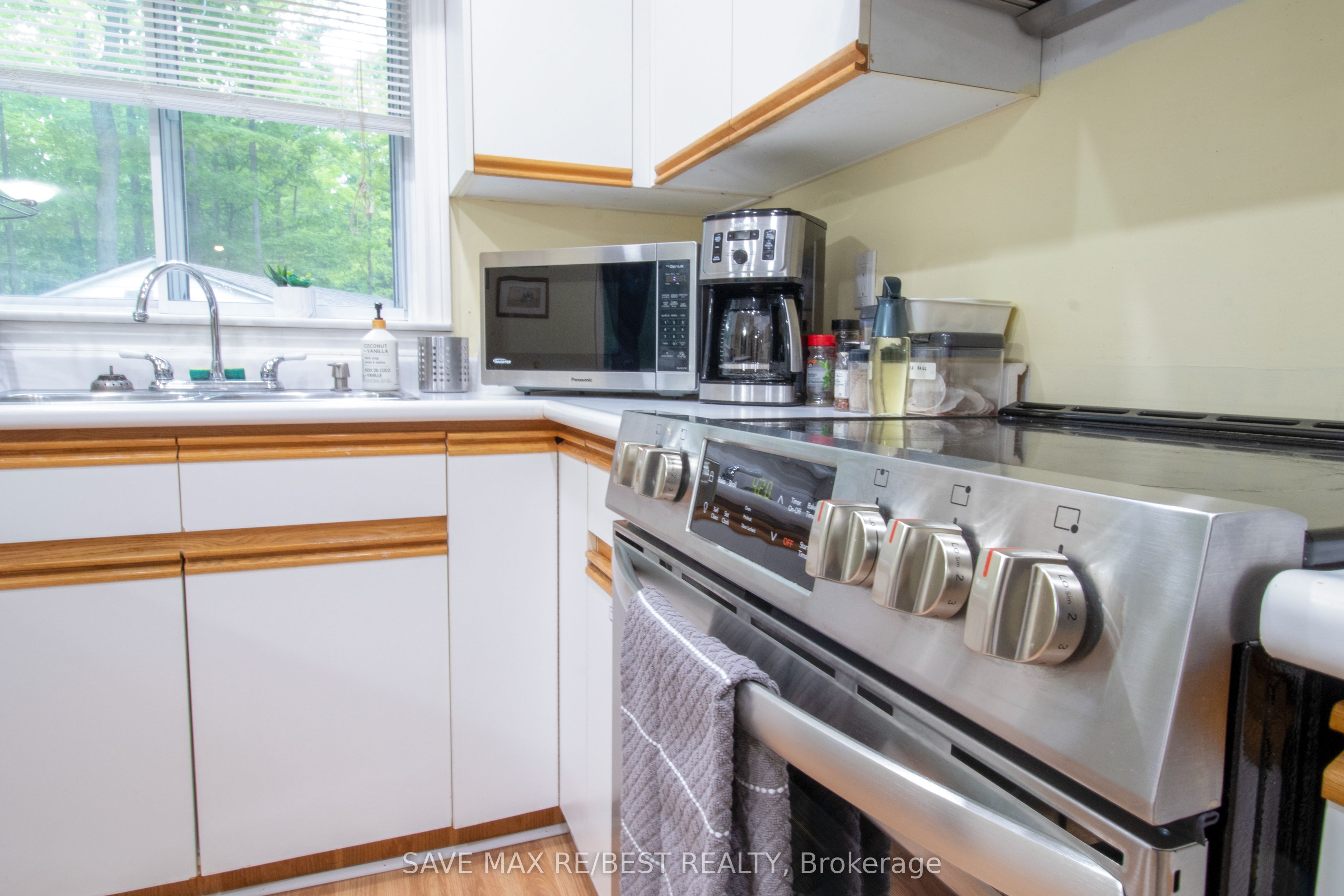 910 Concession Rd 17 W, ##B
