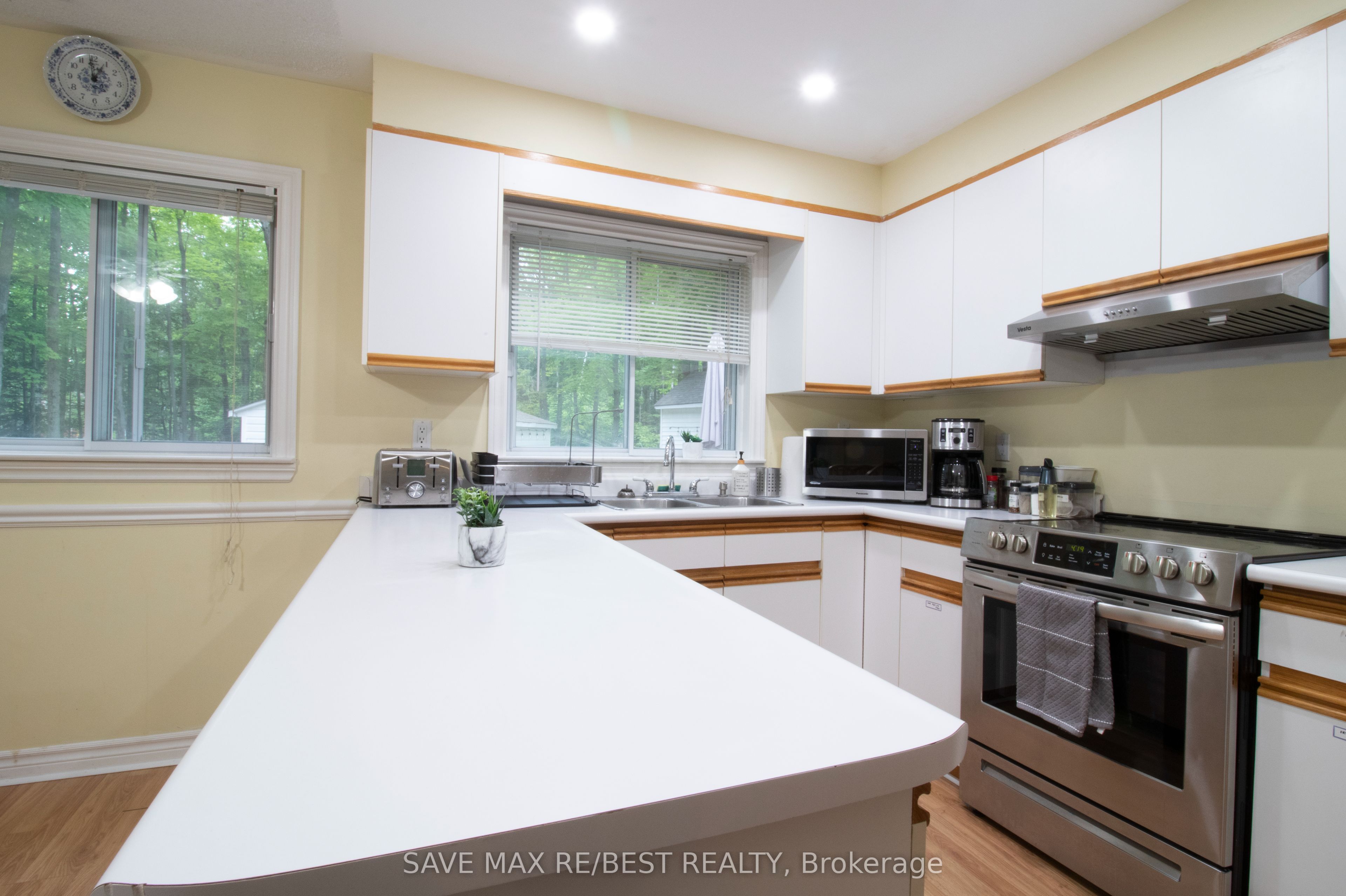 910 Concession Rd 17 W, ##B