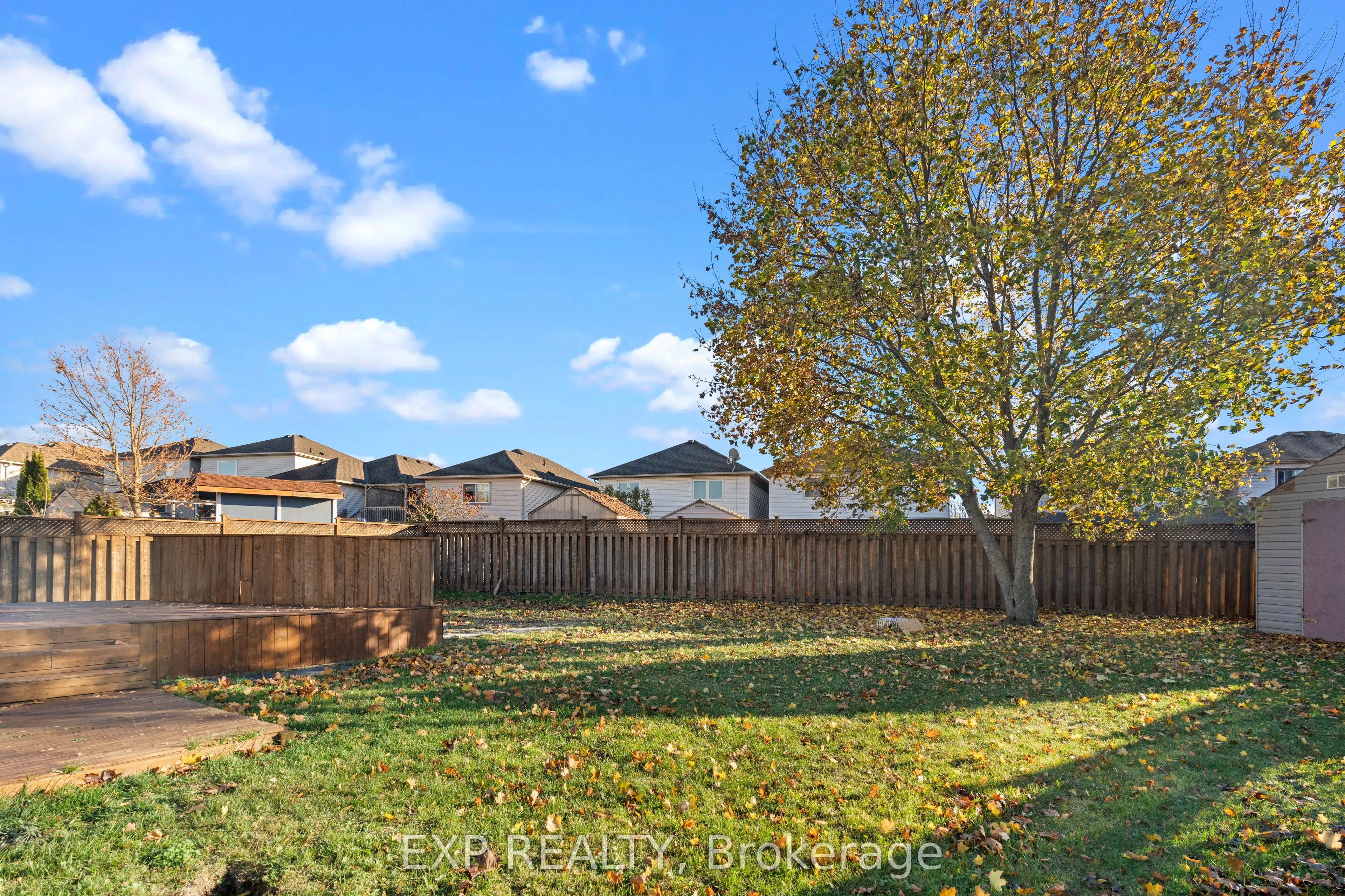 9 Waddington Crescent