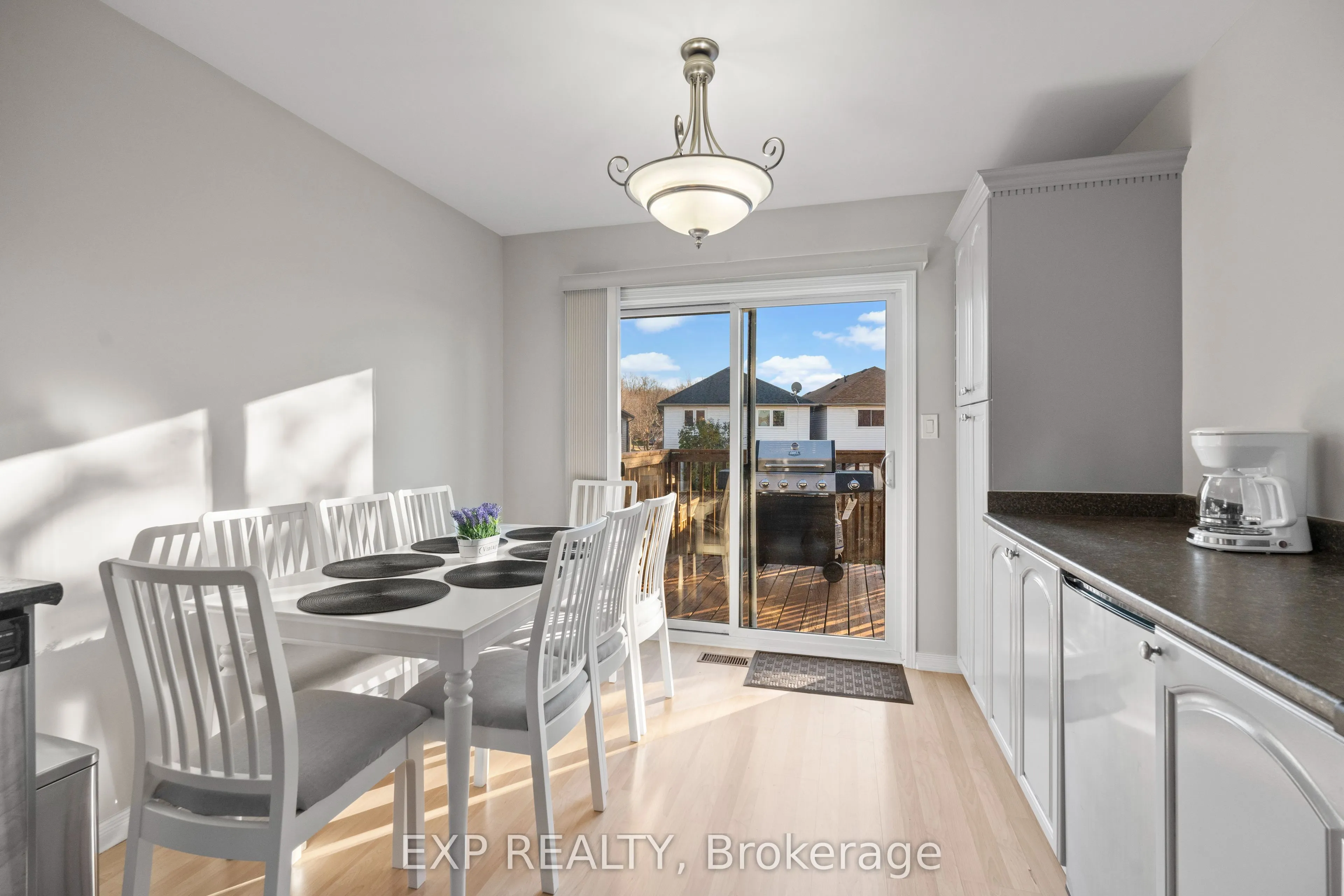 9 Waddington Crescent
