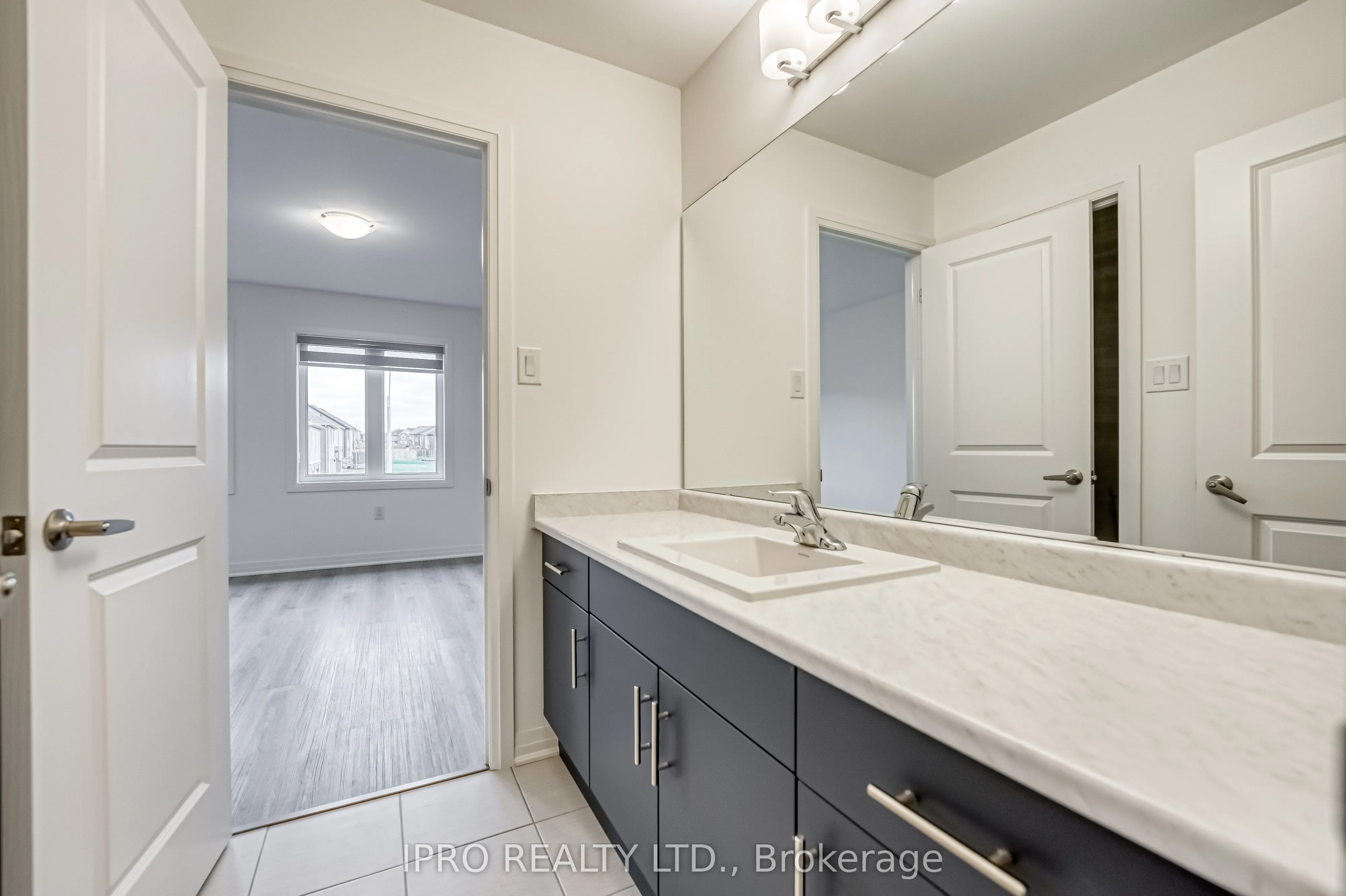 120 West Oak Trail