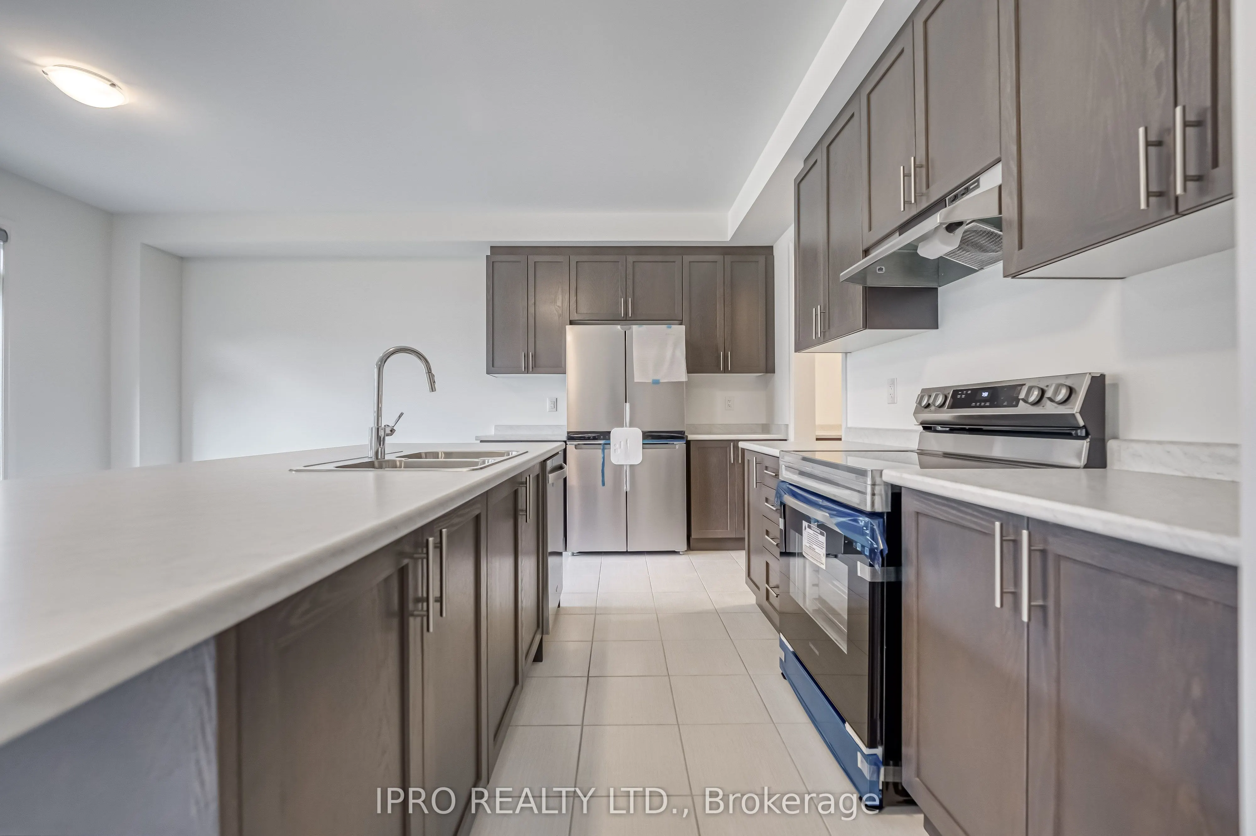 120 West Oak Trail