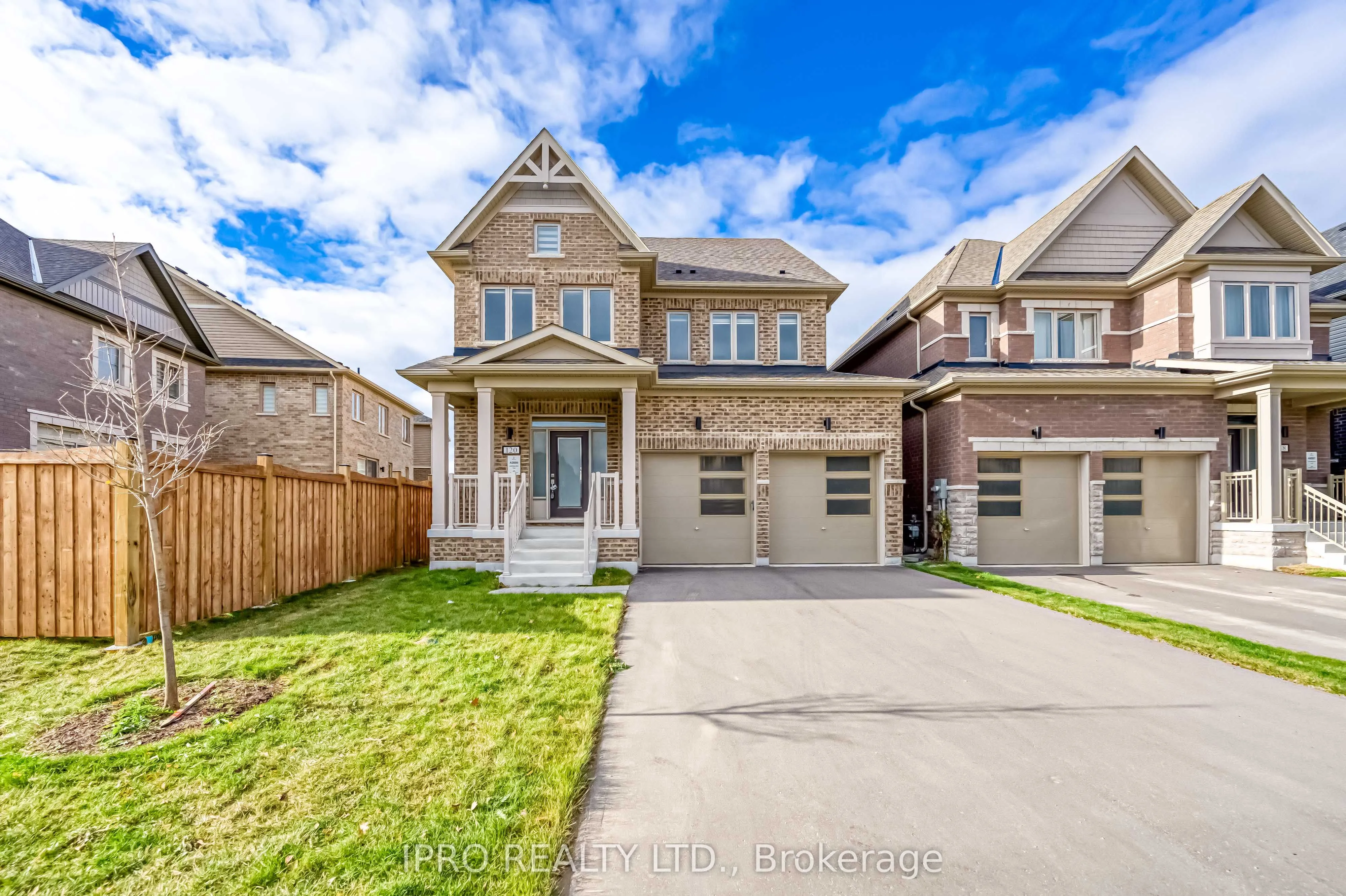 120 West Oak Trail