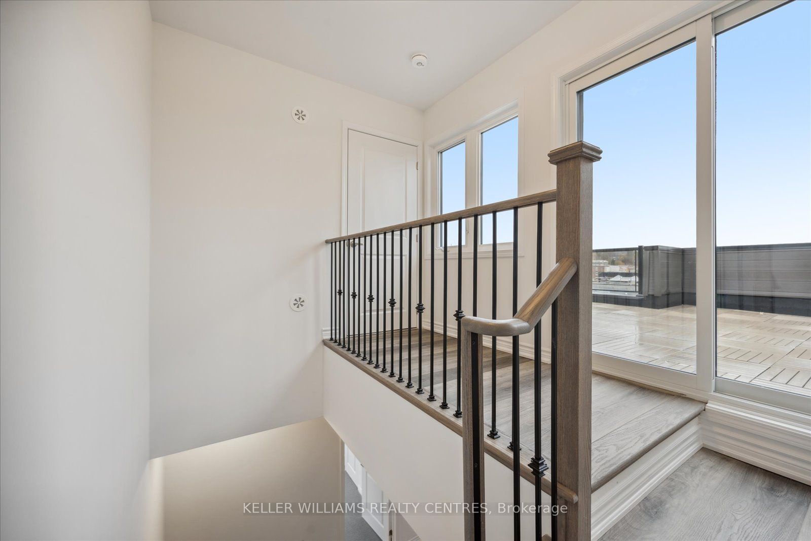 129 Colborne Street E