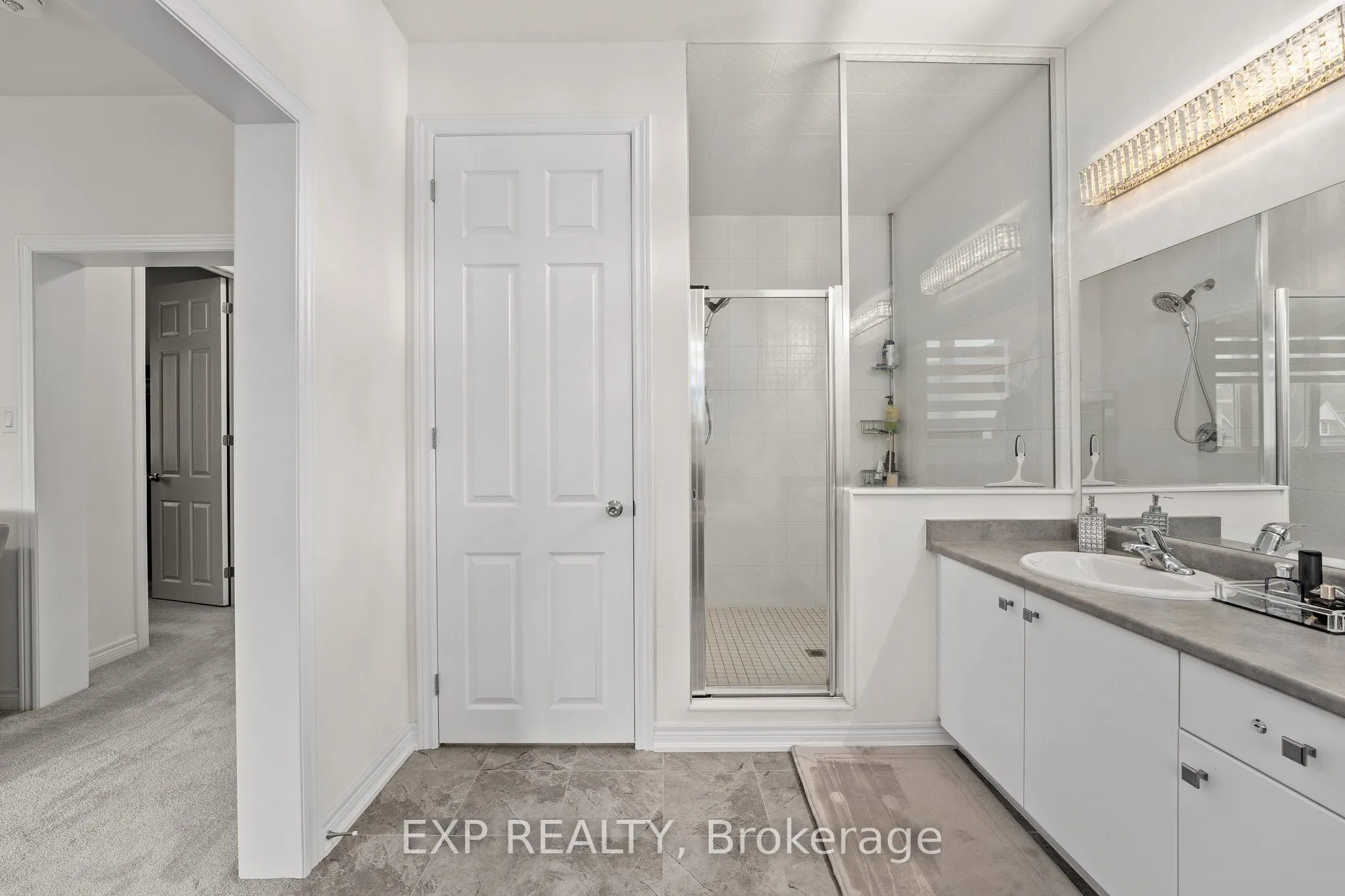 113 Rugman Crescent