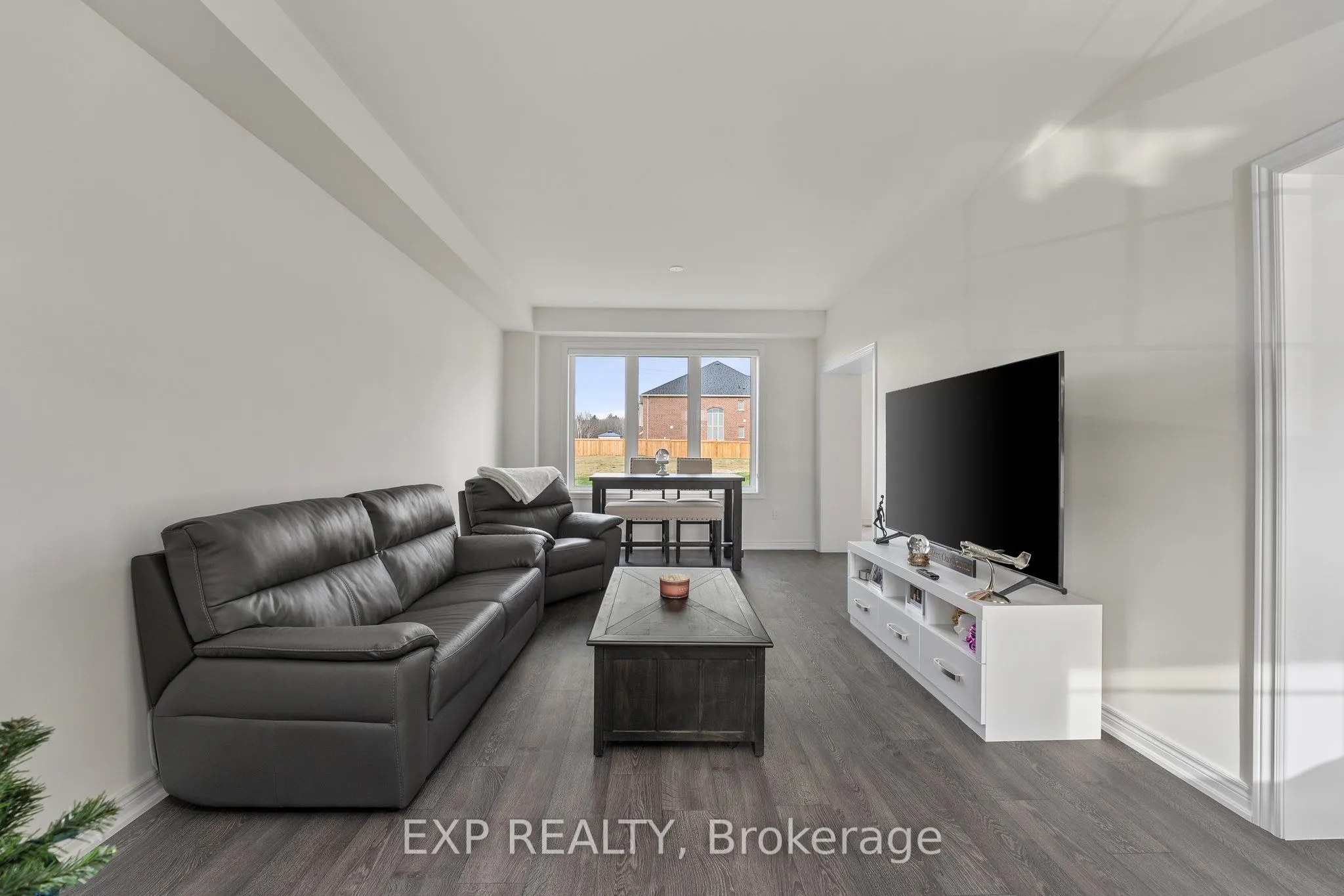113 Rugman Crescent
